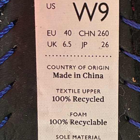 Rothy's Women's Red Pointed Toe Knit Ballet Flats Size 9 - Picture 8 of 11